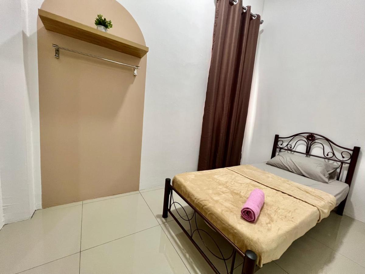 Staycation Homestay 1 Kota Samarahan Bg House Ngoại thất bức ảnh